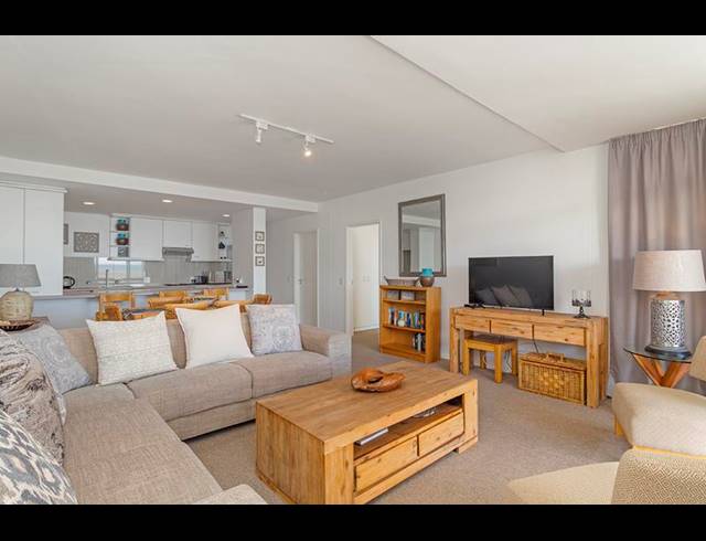 1 BEDROOM PROPERTY TO RENT IN DOLPHIN BEACH